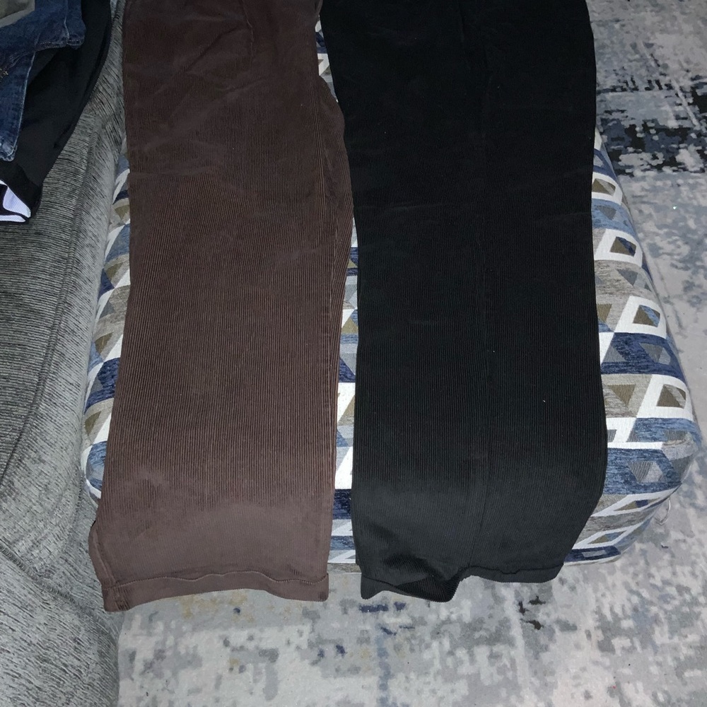 2 pair of corduroy men pants Geoffrey Beene 1 pair brown 1 pair black